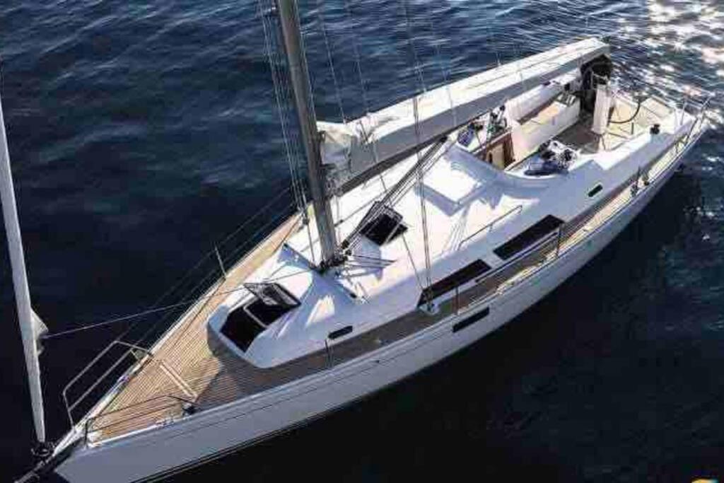 Boat And Breakfast Hotell Palermo Exteriör bild